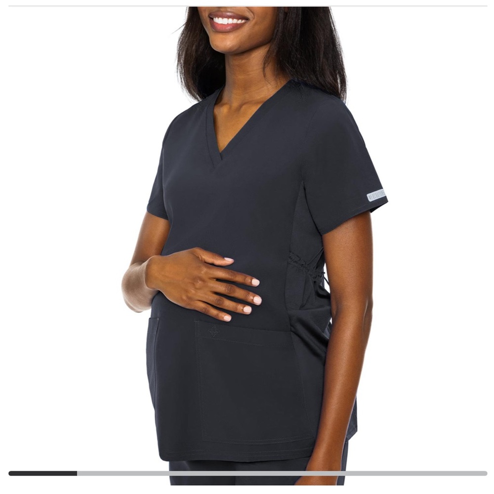 Set Scrubs & Beyond Med Couture Maternity Scrubs Top & Joggers Gray XS & XSP